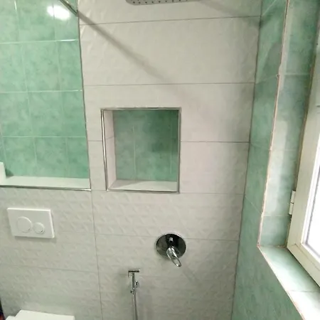 Mammy's Тирана