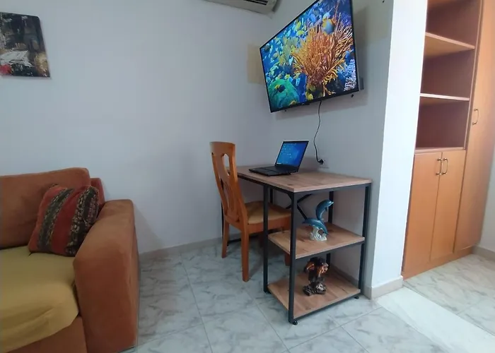 Mammy's * Τίρανα